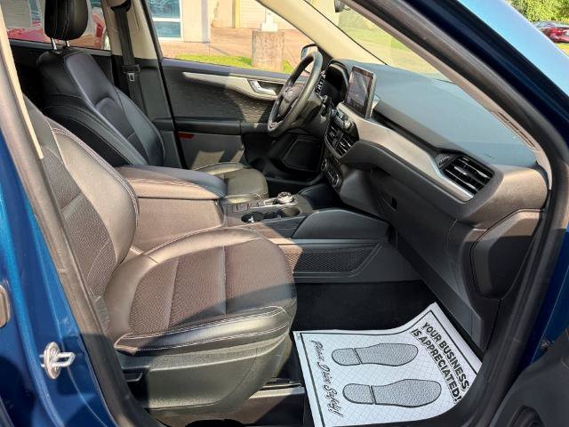Certified 2020 Ford Escape SEL FWD image 24