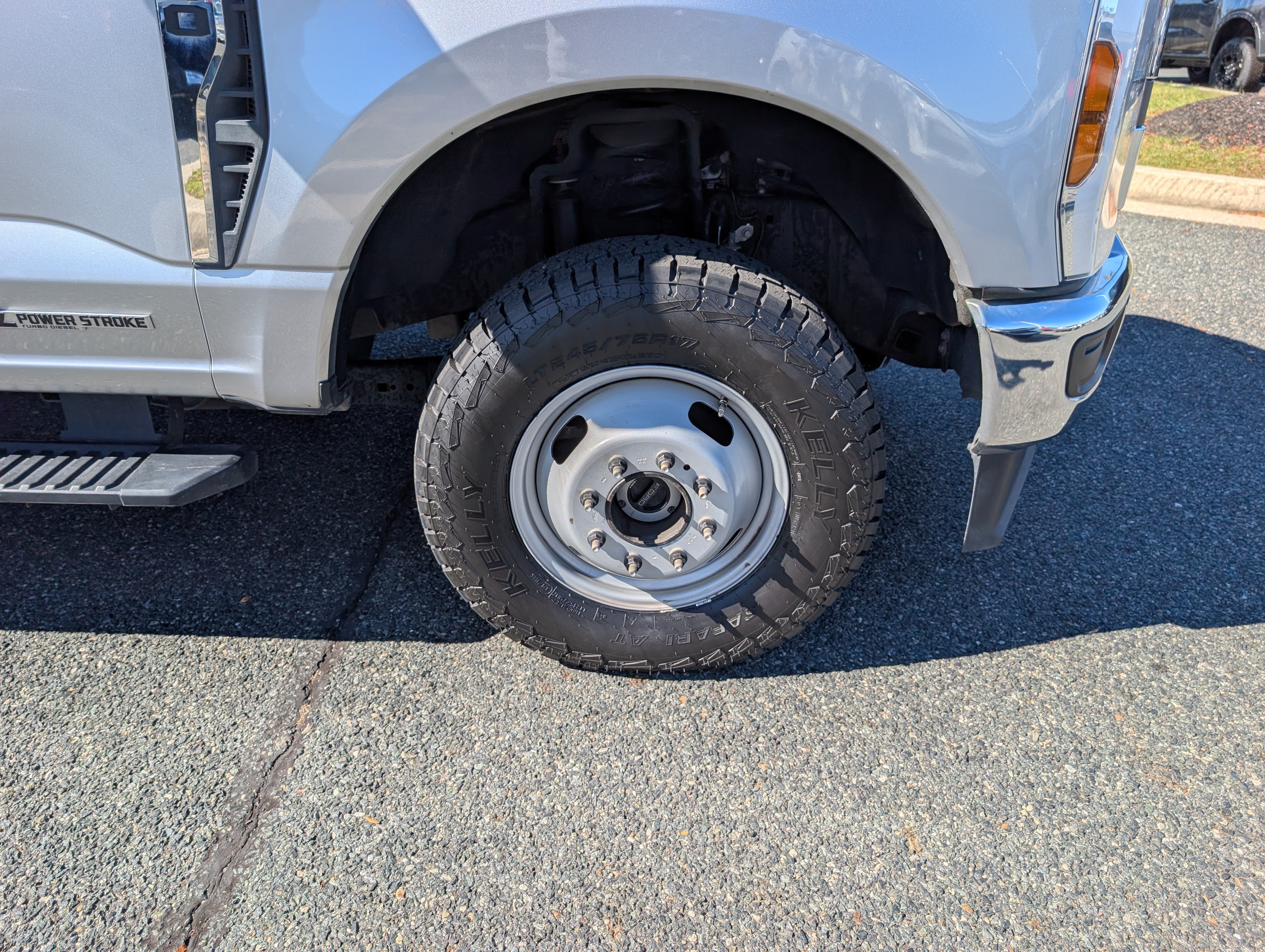 Certified 2024 Ford F350 XLT AWD/4WD image 11