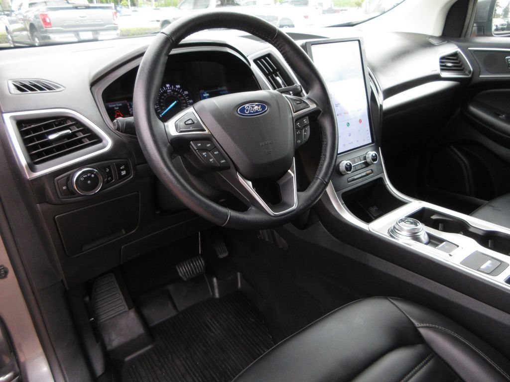 Certified 2023 Ford Edge SEL w/ Convenience Package AWD/4WD image 13