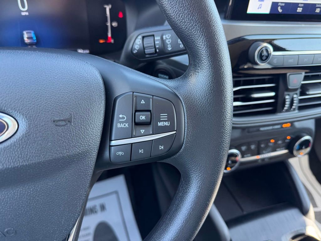 Certified 2025 Ford Escape Active AWD/4WD image 16