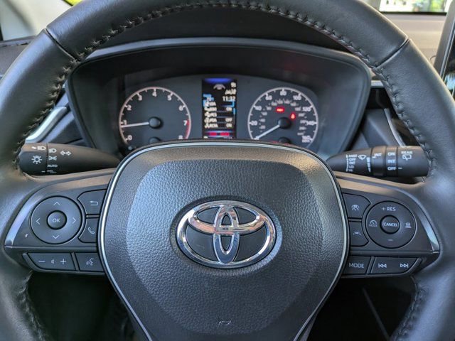 Used 2024 Toyota Corolla Cross LE image 24