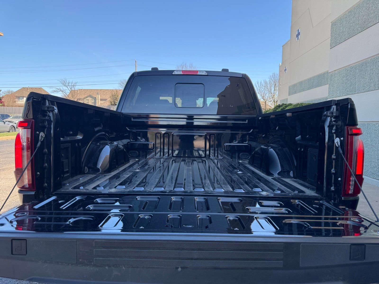 Certified 2024 Ford F150 Lariat AWD/4WD image 17