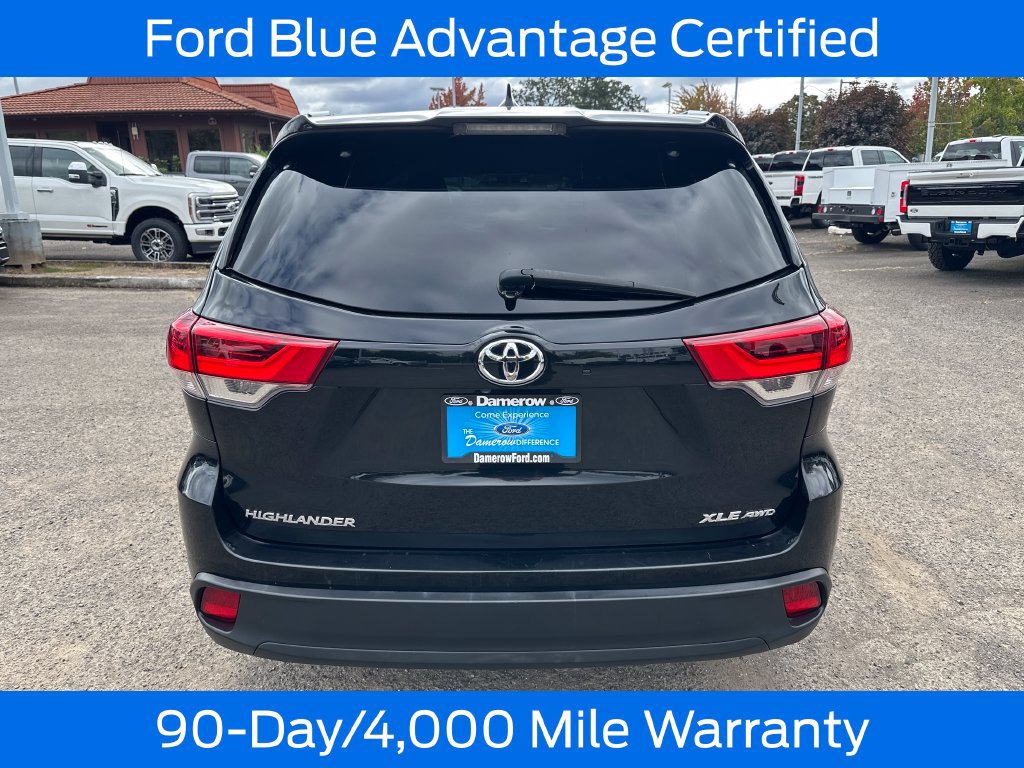 Used 2019 Toyota Highlander XLE AWD/4WD image 6