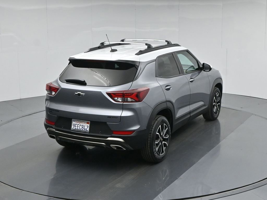 Used 2021 Chevrolet TrailBlazer ACTIV w/ Technology Package image 13