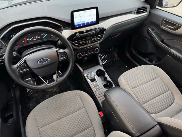 Certified 2022 Ford Escape SE w/ SE Sport Appearance Package AWD/4WD image 11