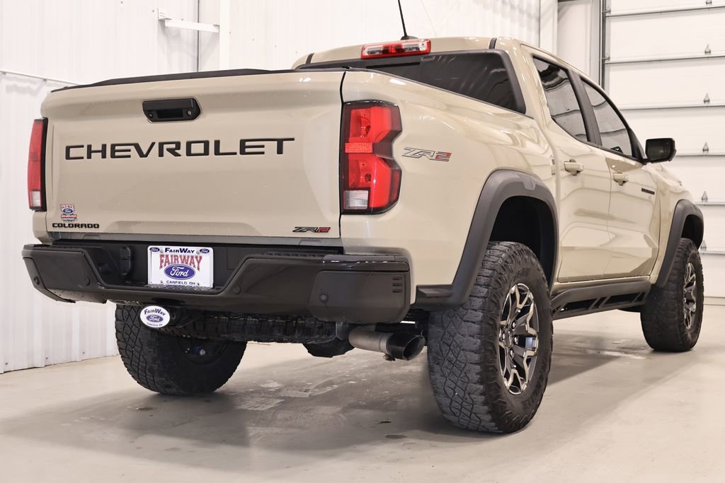 Used 2024 Chevrolet Colorado ZR2 w/ ZR2 Convenience Package III image 6