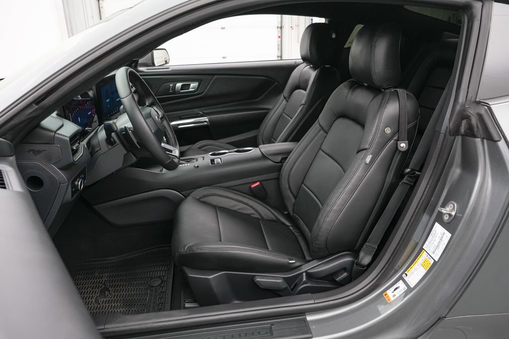 Certified 2025 Ford Mustang GT RWD image 16