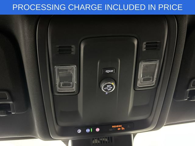 Used 2025 Chevrolet Suburban LT AWD/4WD image 25