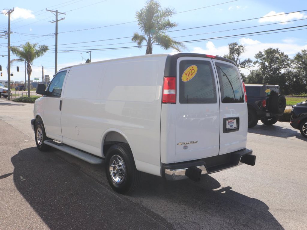 Used 2025 Chevrolet Express 2500 w/ Driver Convenience Package RWD image 10
