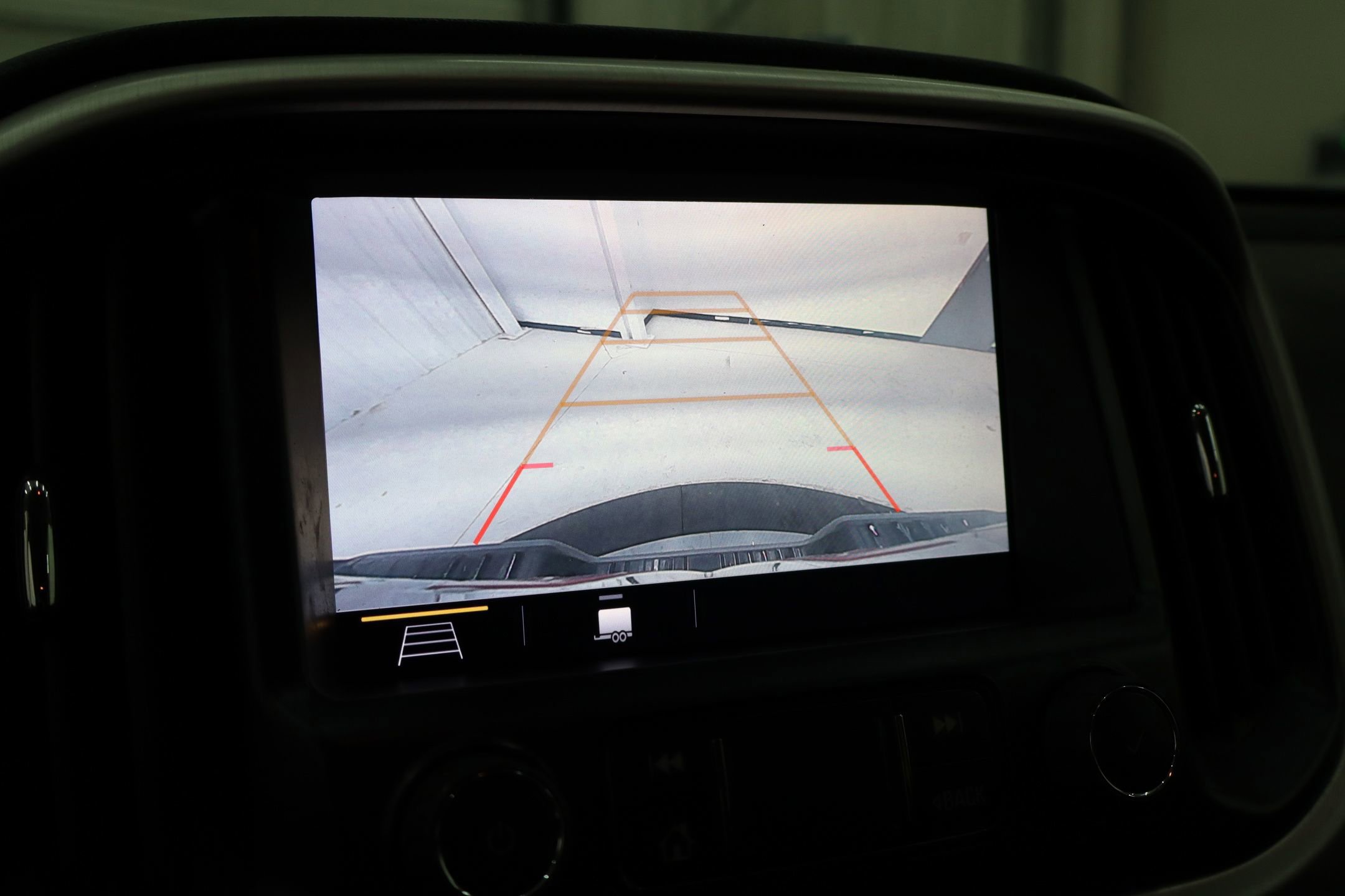 Used 2022 GMC Canyon Elevation w/ Trailering Package image 18