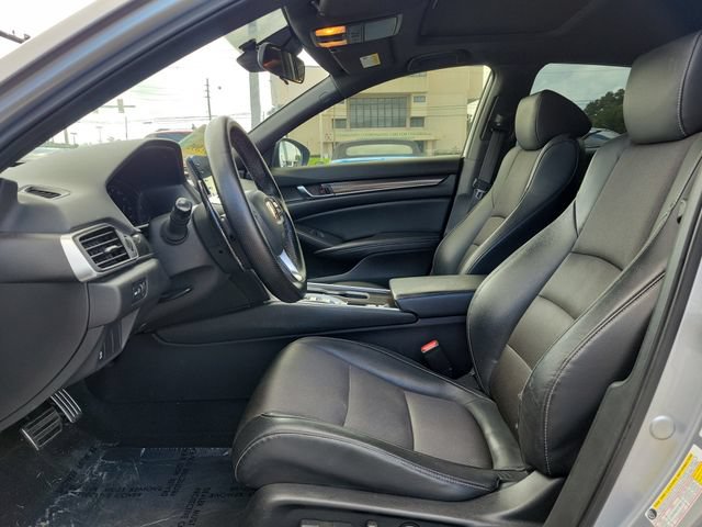 Used 2018 Honda Accord Sport image 16