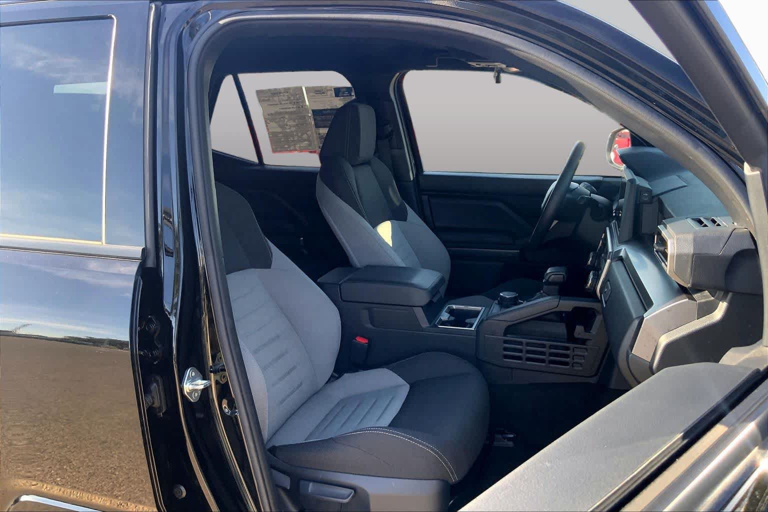 Used 2025 Toyota 4Runner TRD Sport AWD/4WD image 9