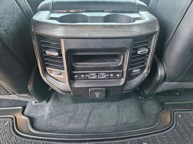Used 2025 RAM 1500 Limited AWD/4WD image 17