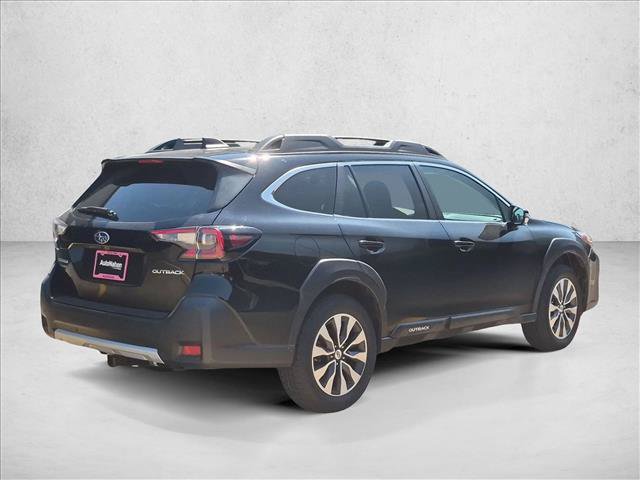 Used 2023 Subaru Outback Limited AWD/4WD image 5