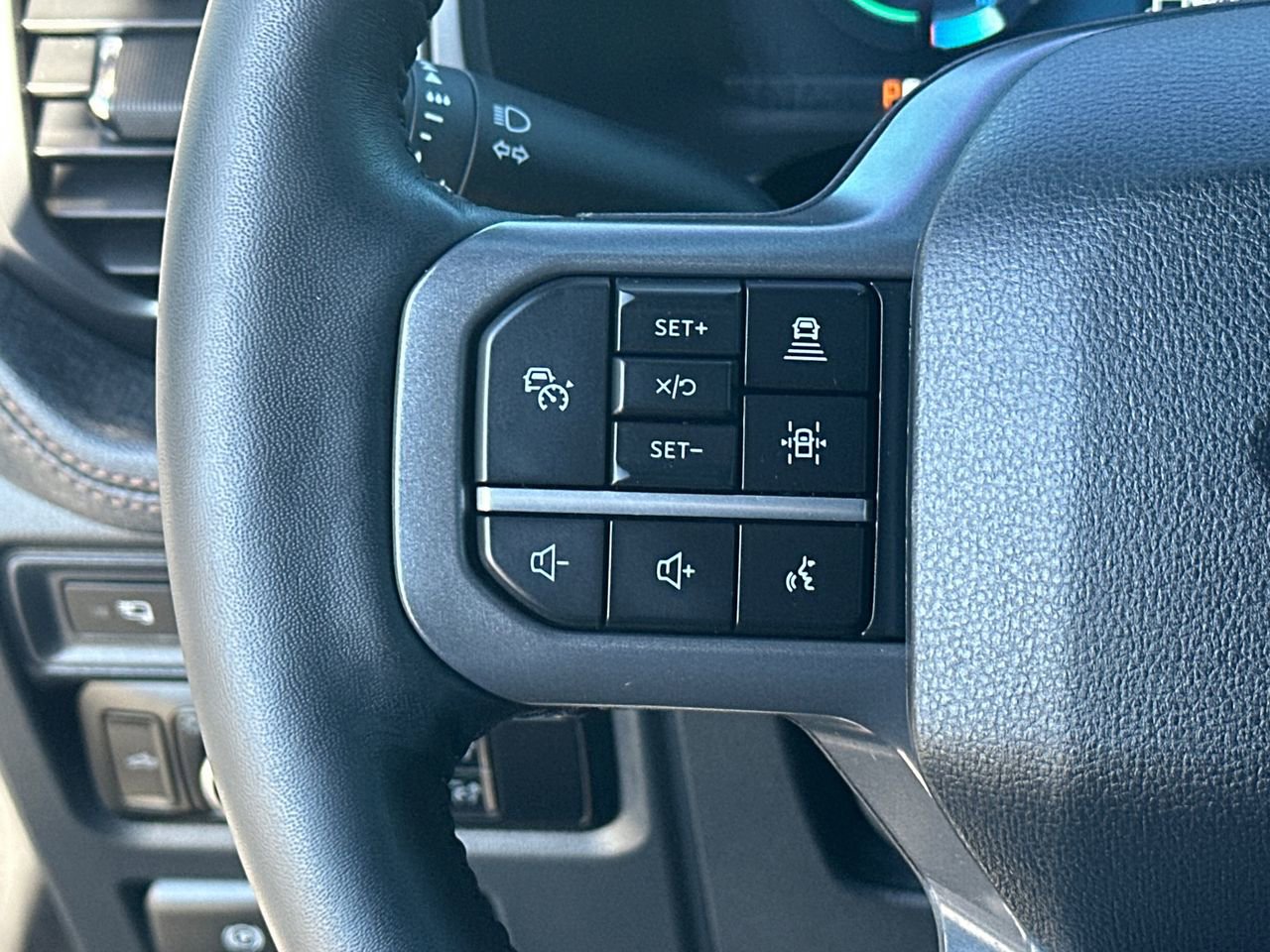 Certified 2024 Ford F150 Lightning Lariat image 27