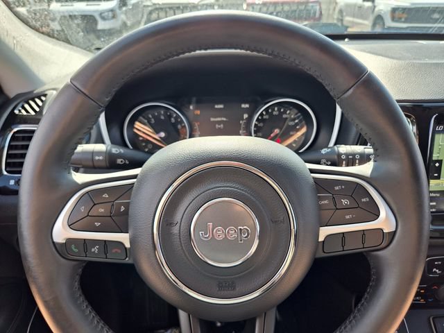 Used 2019 Jeep Compass Latitude FWD image 28