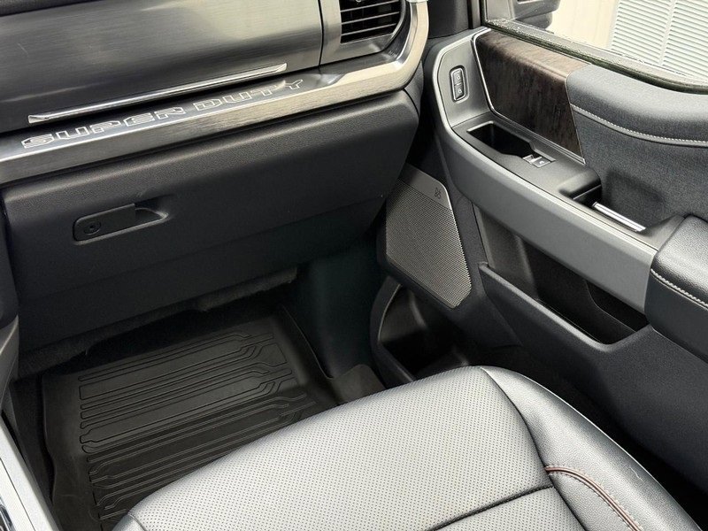 Certified 2024 Ford F350 Lariat w/ Lariat Ultimate Package image 13