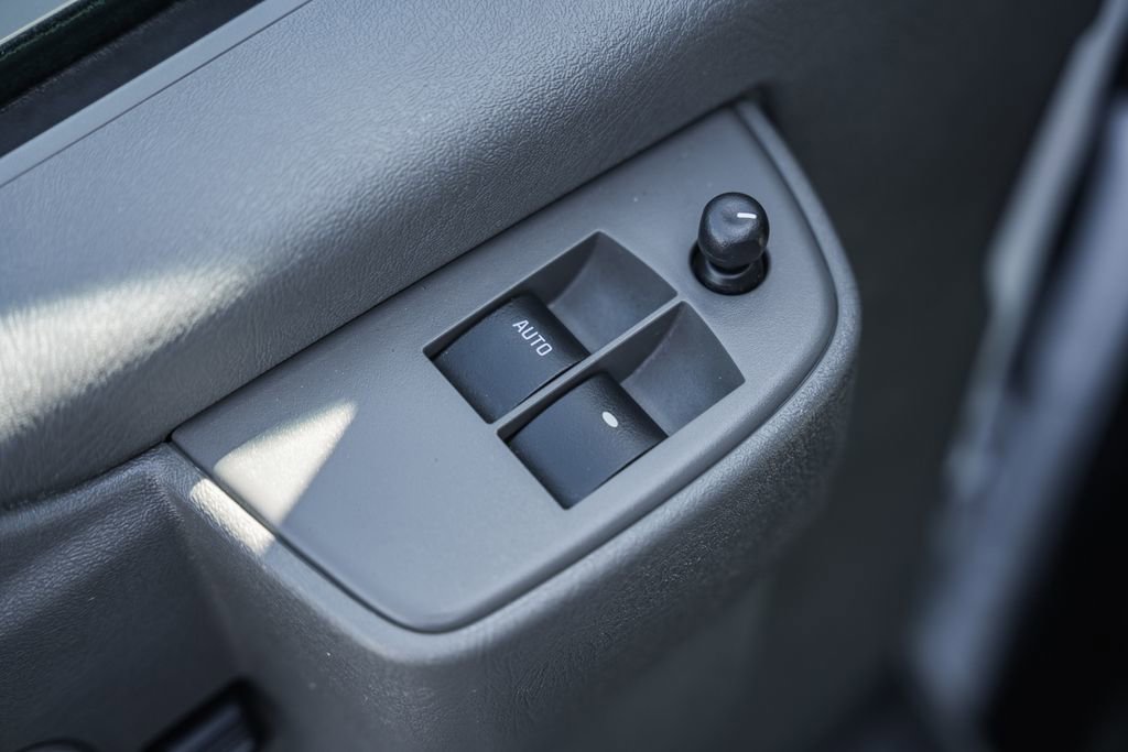 Used 2024 GMC Savana 2500 w/ Driver Convenience Package image 40