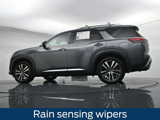 Used 2025 Nissan Pathfinder Platinum w/ Cargo Package AWD/4WD image 36