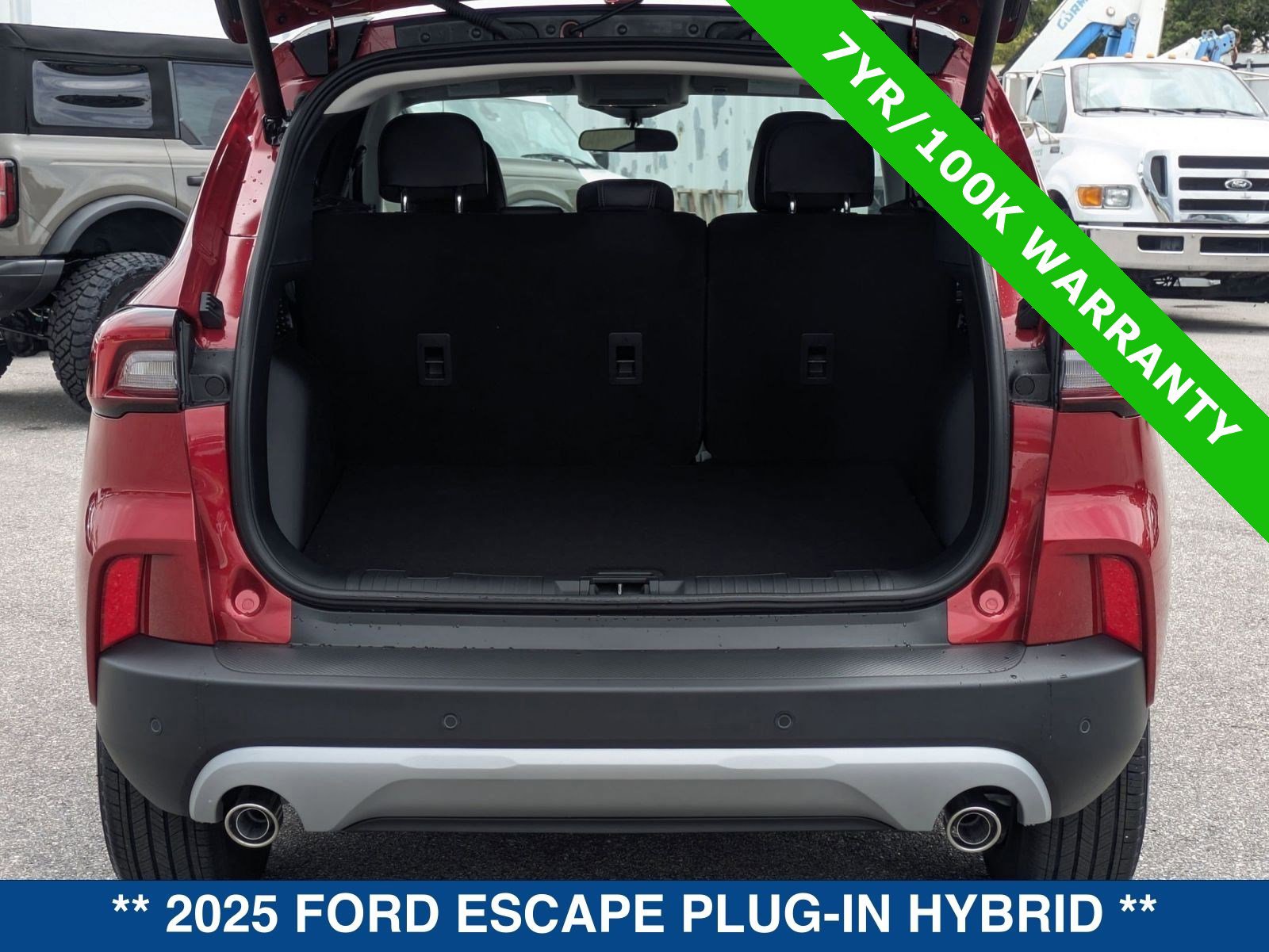 Certified 2025 Ford Escape SE FWD image 13