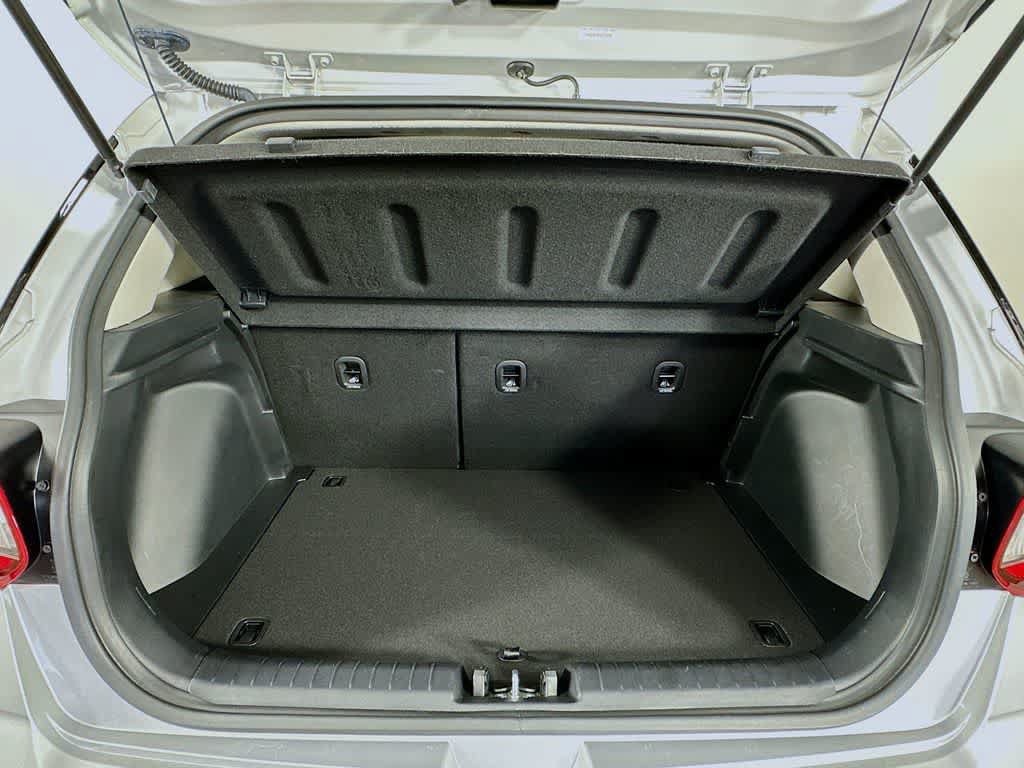 Used 2025 Hyundai Venue SEL FWD image 20