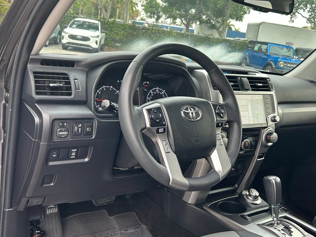 Used 2021 Toyota 4Runner SR5 Premium w/ Moonroof Package AWD/4WD image 34