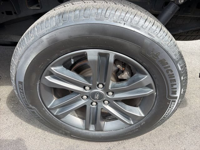 Certified 2021 Ford F150 XLT w/ Equipment Group 302A High AWD/4WD image 12