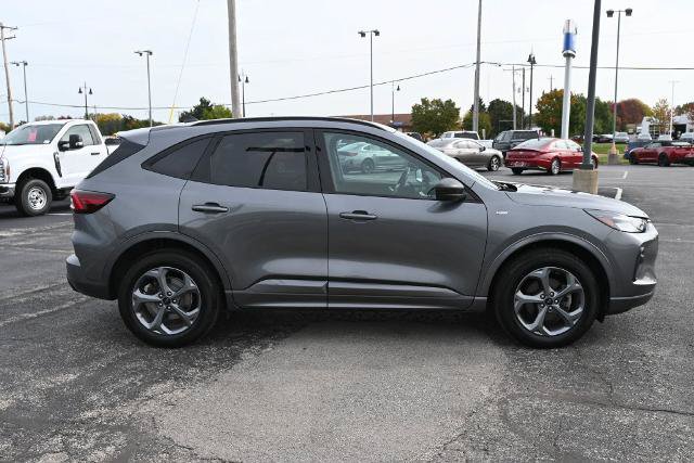 Certified 2024 Ford Escape ST-Line w/ Tech Pack #1 AWD/4WD image 8