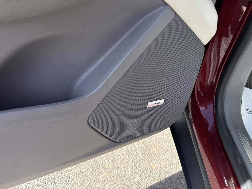 Used 2017 Cadillac XT5 Premium Luxury image 11