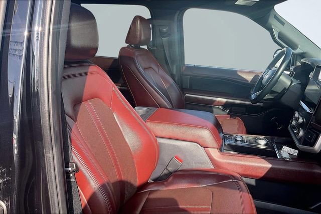 Certified 2023 Ford Expedition Limited image 9