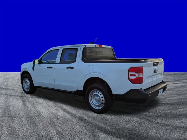 Certified 2025 Ford Maverick XL image 3