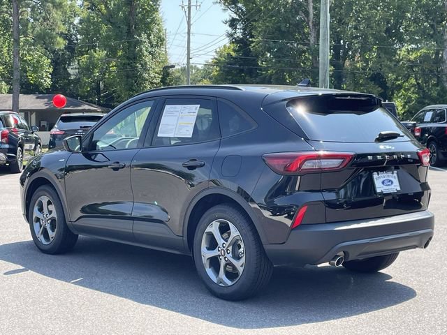 Certified 2025 Ford Escape ST-Line FWD image 30