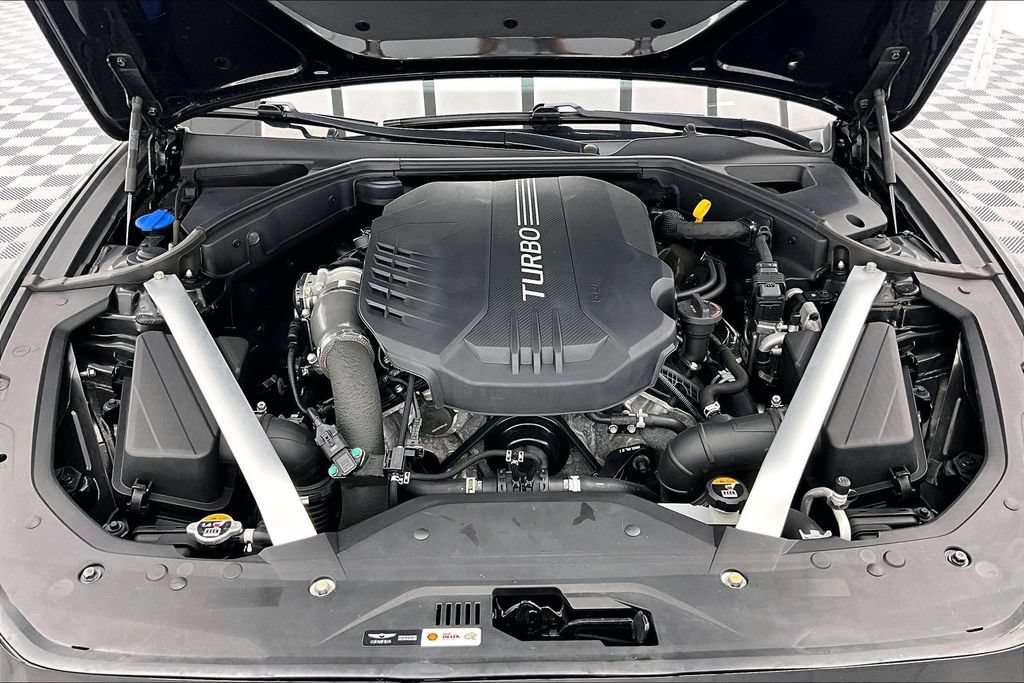 Used 2022 Genesis G70 3.3T AWD/4WD image 10