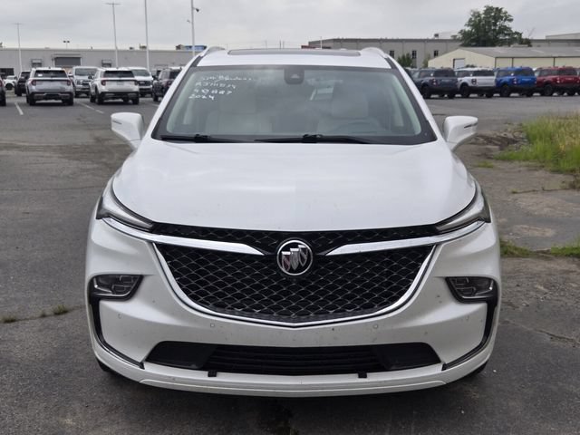 Used 2024 Buick Enclave Avenir w/ Avenir Technology Package FWD image 12