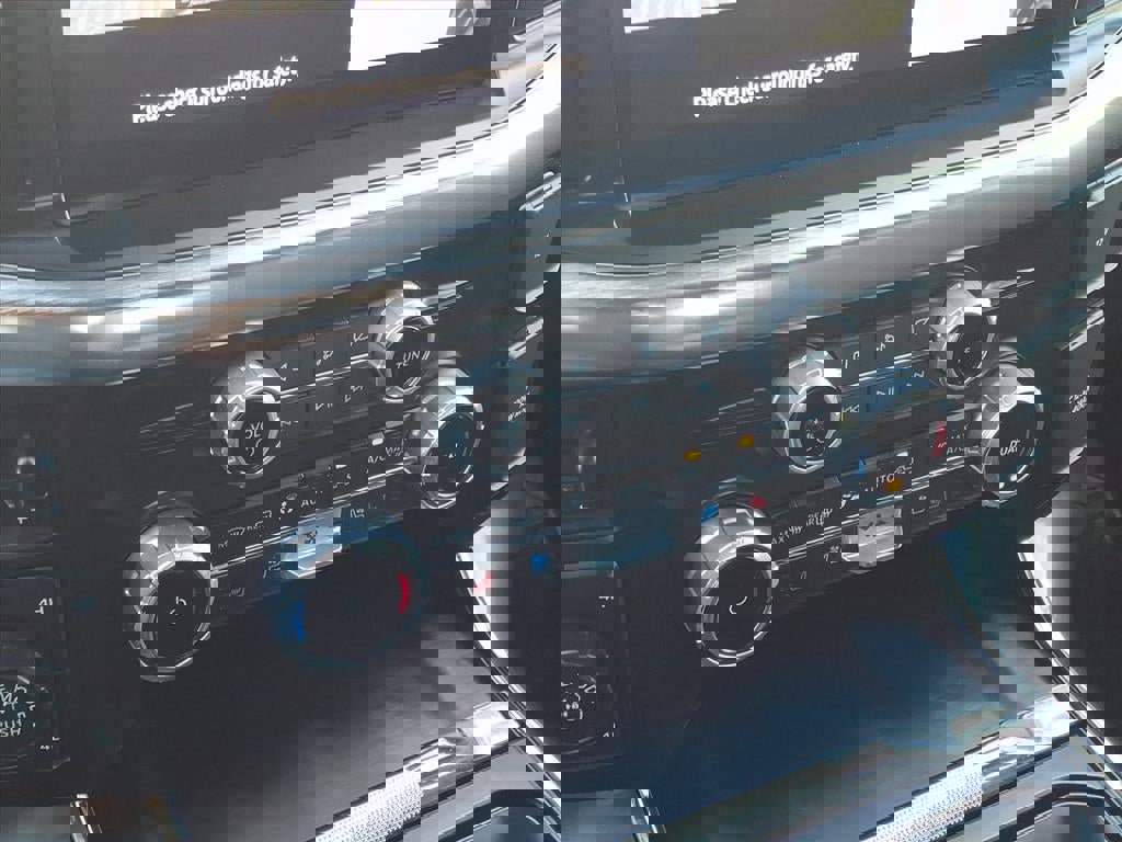 Certified 2023 Ford F150 Lariat w/ Equipment Group 502A High image 28