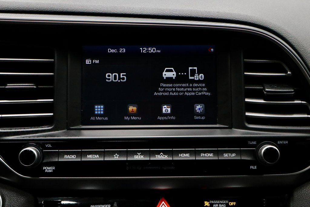 Used 2020 Hyundai Elantra Limited w/ Cargo Package (C1) image 3