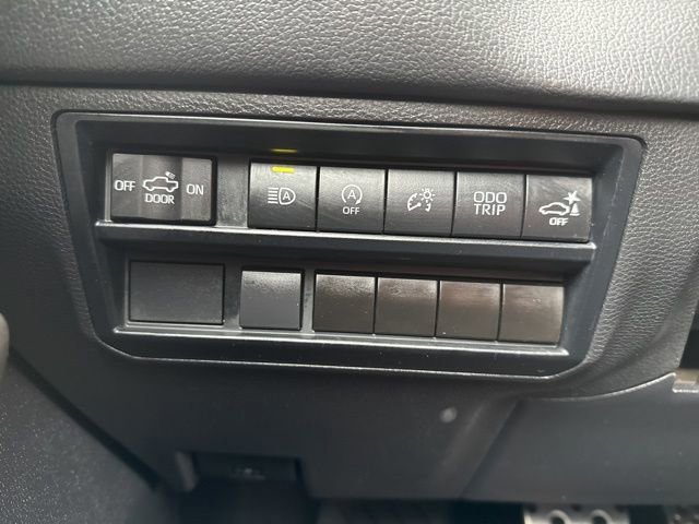 Used 2022 Toyota Tundra Limited w/ TRD Off-Road Package AWD/4WD image 23