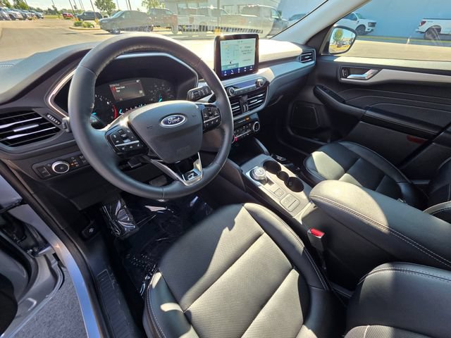 Certified 2022 Ford Escape SEL AWD/4WD image 17