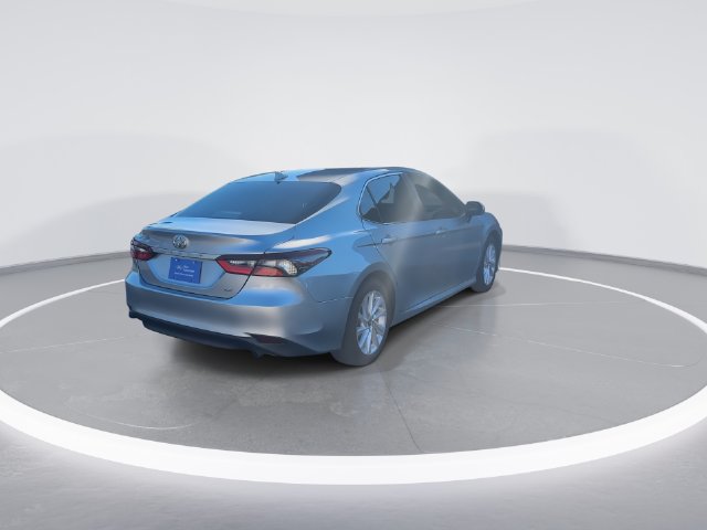 Used 2023 Toyota Camry LE FWD image 7