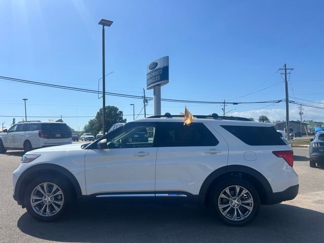 Certified 2023 Ford Explorer XLT w/ Equipment Group 202A AWD/4WD image 5
