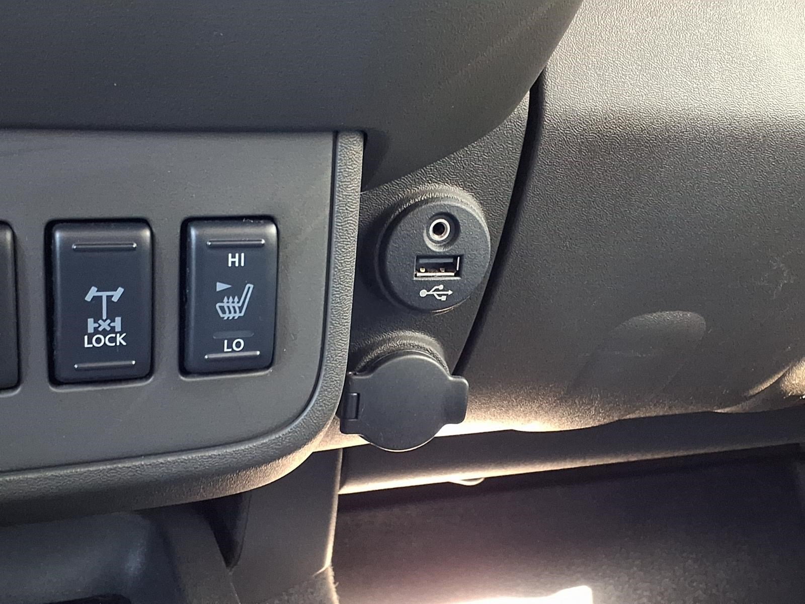 Used 2019 Nissan Frontier PRO-4X w/ Pro-4x Luxury Package AWD/4WD image 21