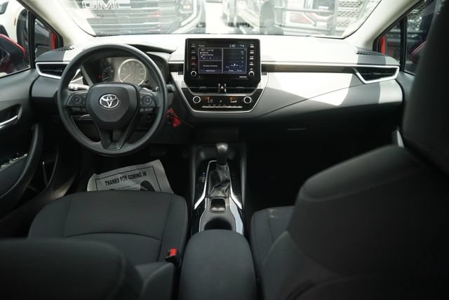 Used 2021 Toyota Corolla LE FWD image 20