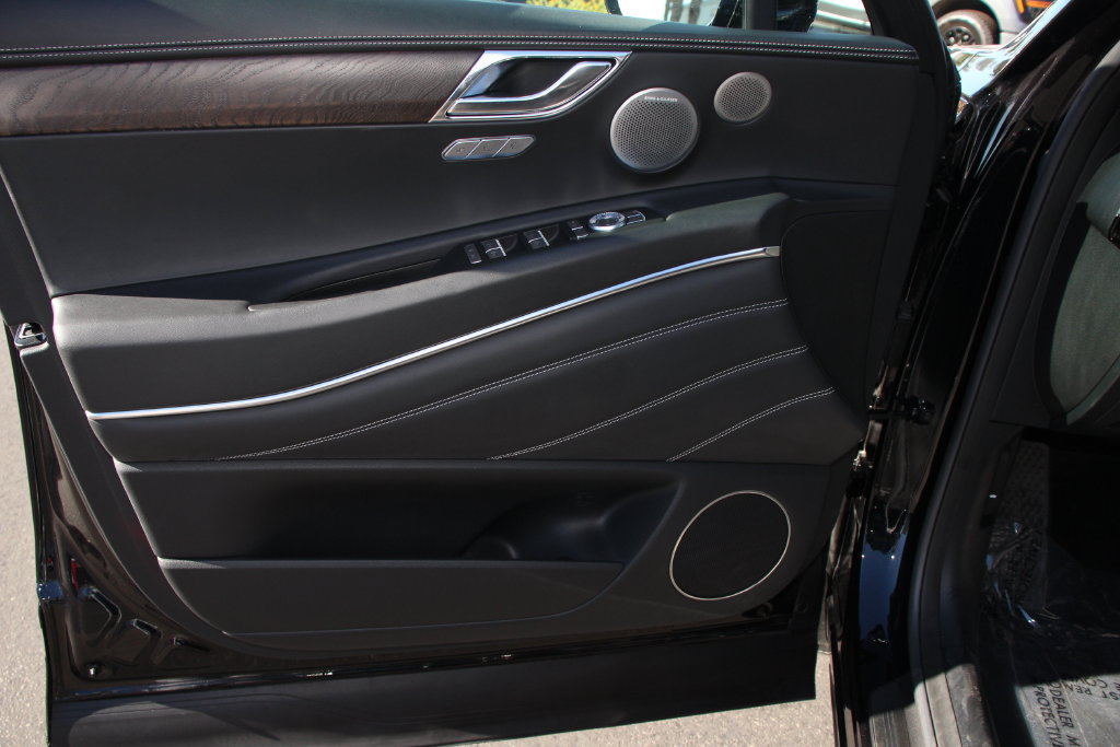 Used 2025 Genesis GV80 3.5T Prestige AWD/4WD image 22