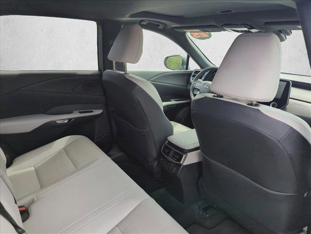 Used 2025 Lexus RX 350 F Sport w/ Convenience Package AWD/4WD image 22