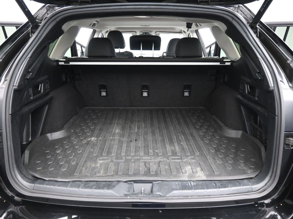 Used 2020 Subaru Outback Onyx Edition XT w/ Tech Package 2 image 20