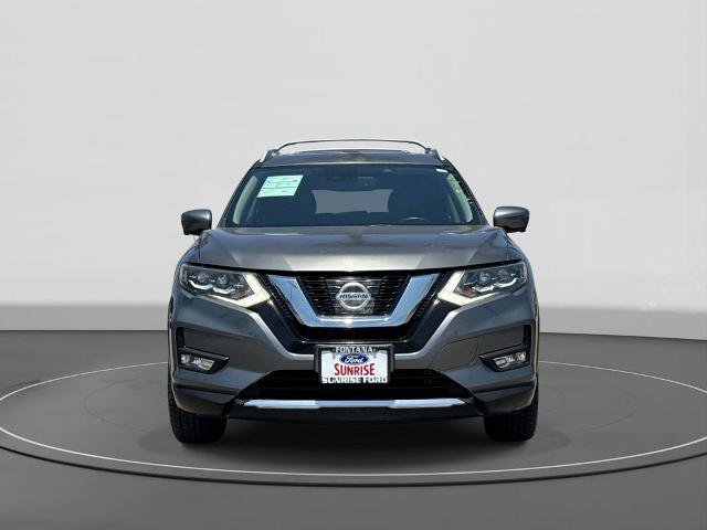 Used 2017 Nissan Rogue SL w/ SL Premium Package FWD image 3