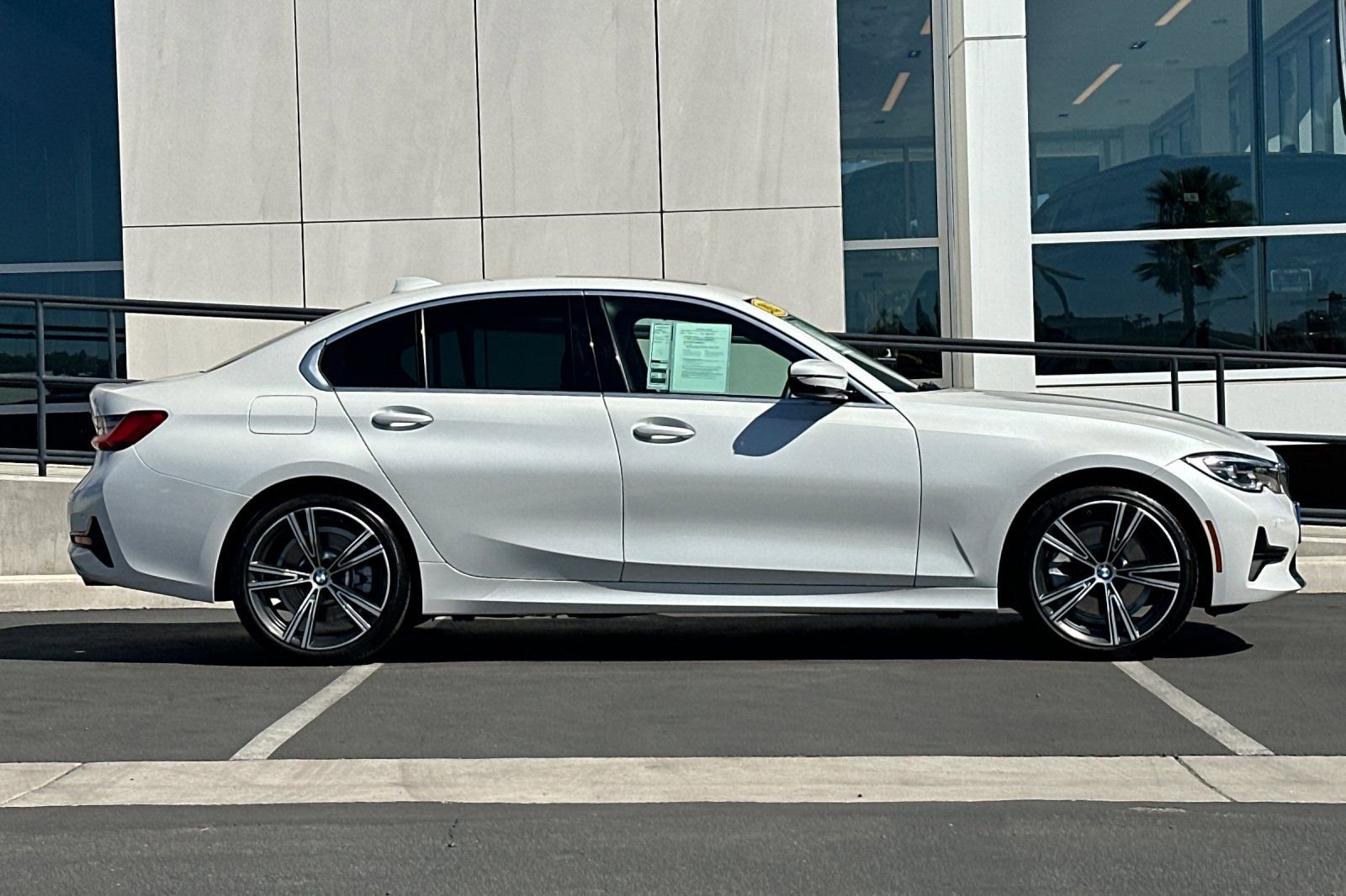 Used 2021 BMW 330e w/ Convenience Package RWD image 2