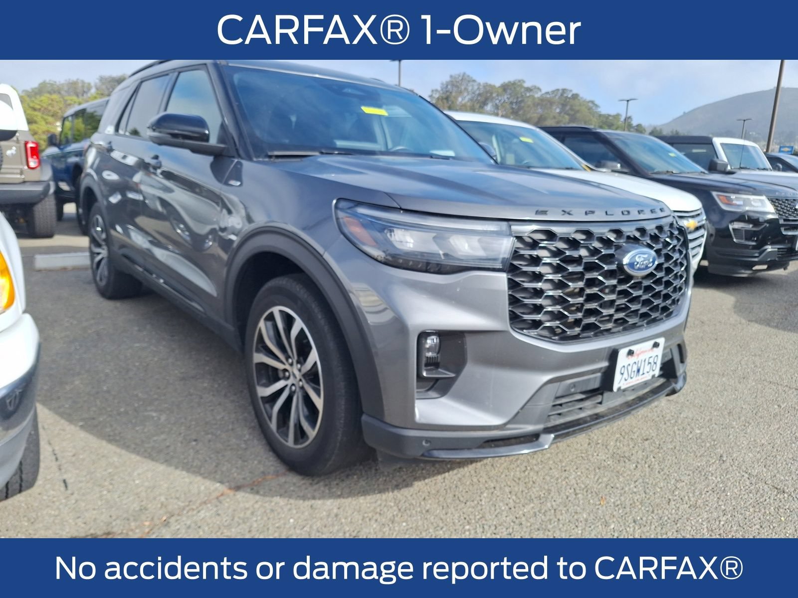 Certified 2025 Ford Explorer ST-Line AWD/4WD image 3