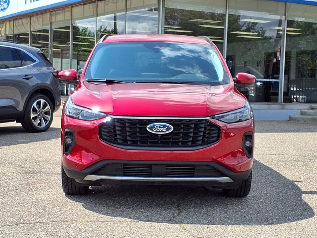 Certified 2024 Ford Escape Platinum AWD/4WD image 25