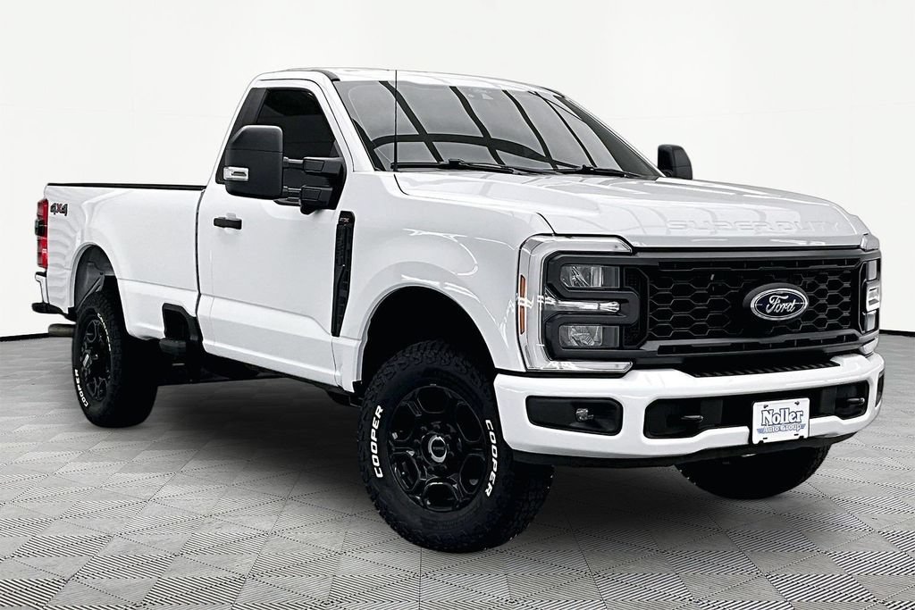 Certified 2025 Ford F350 XL w/ STX Appearance Package AWD/4WD image 11